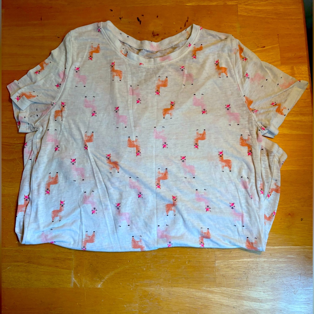 Zoe + Liv llama print women’s tee shirt large